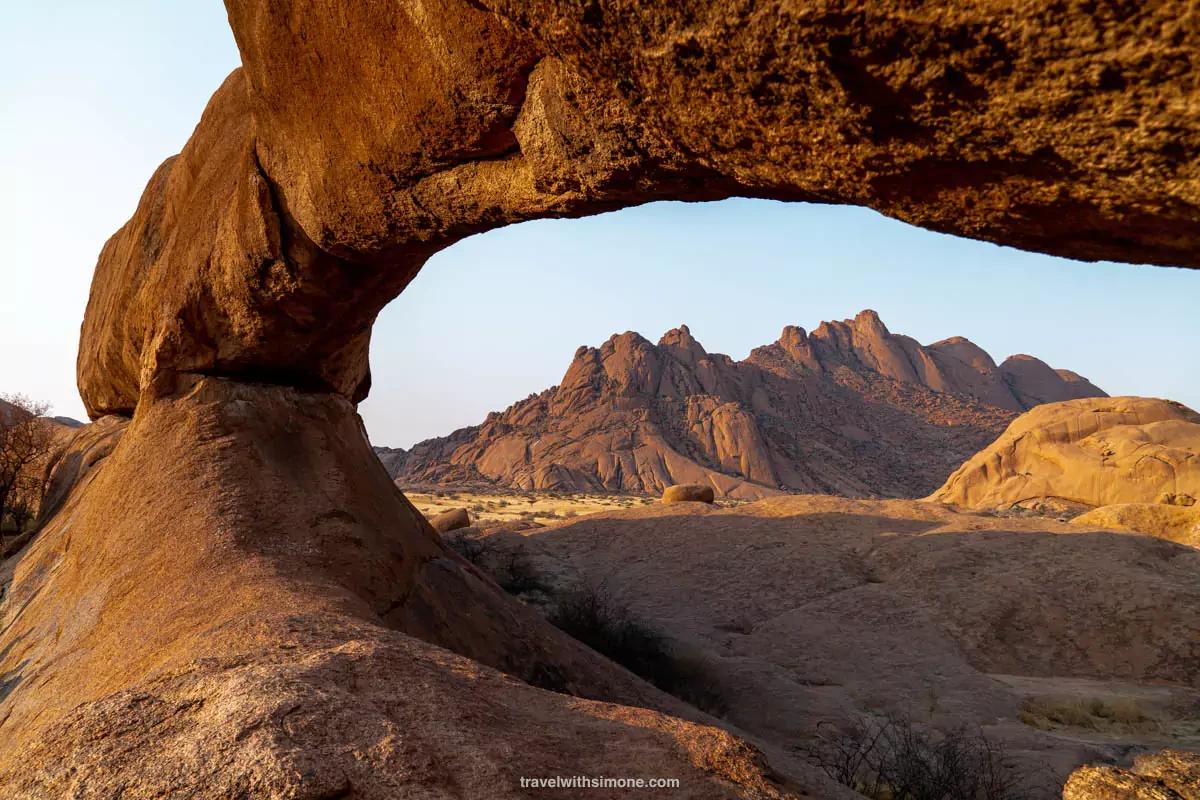 Spitzkoppe’s granite arch framing the Namibian landscape